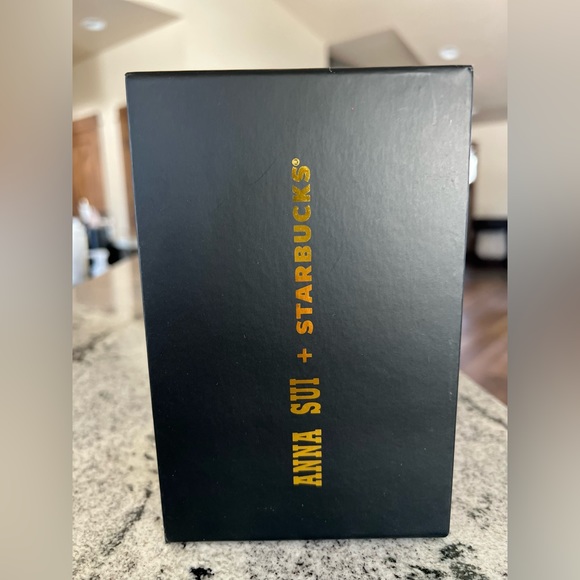 LIMITED EDITION Starbucks x Anna Sui Rose Stripe 12oz. double wall mug - Picture 4 of 8